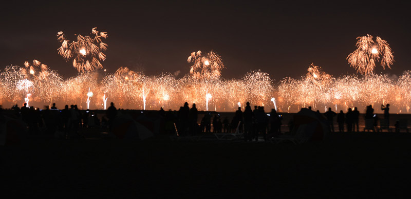 dubai-2014-fireworks-ground-306
