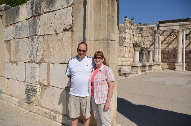 My parents in front of the entrance to the White Synagogue.
