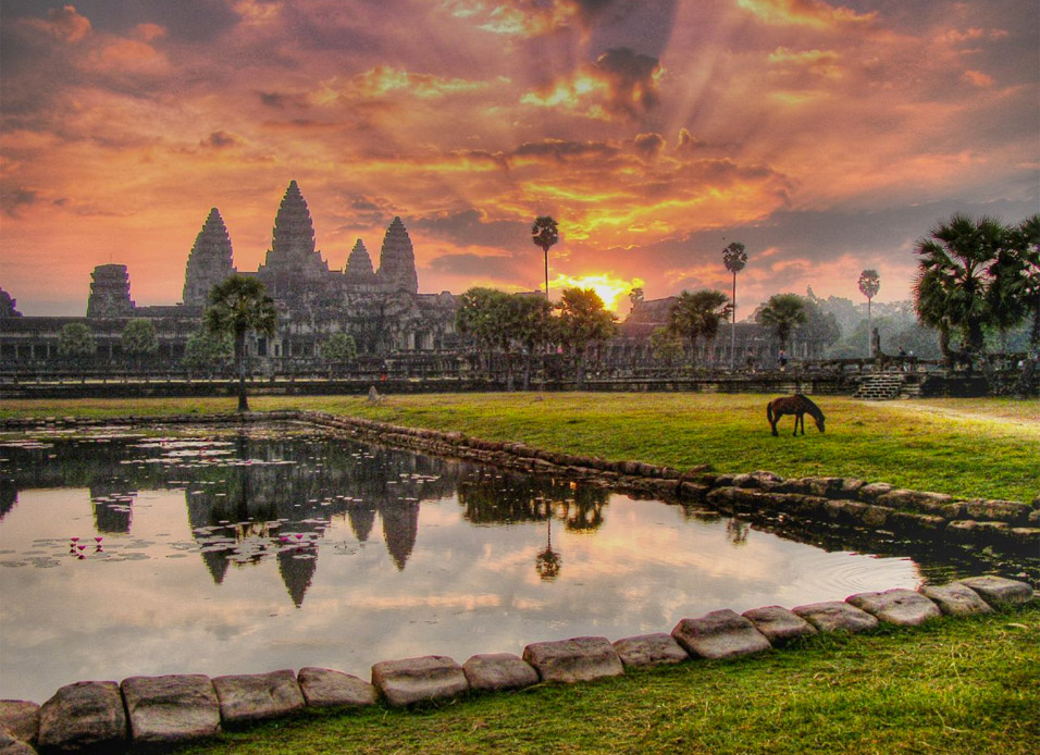 angkor-wat-sunrise