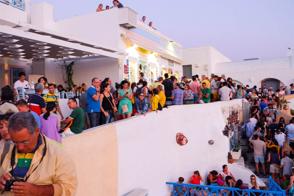 crowded-santorini